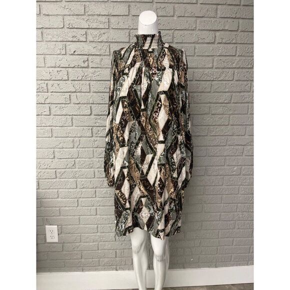 H&M Women Turtleneck Animal Print Patch Work Shift Dress Size 6 - Picture 1 of 10